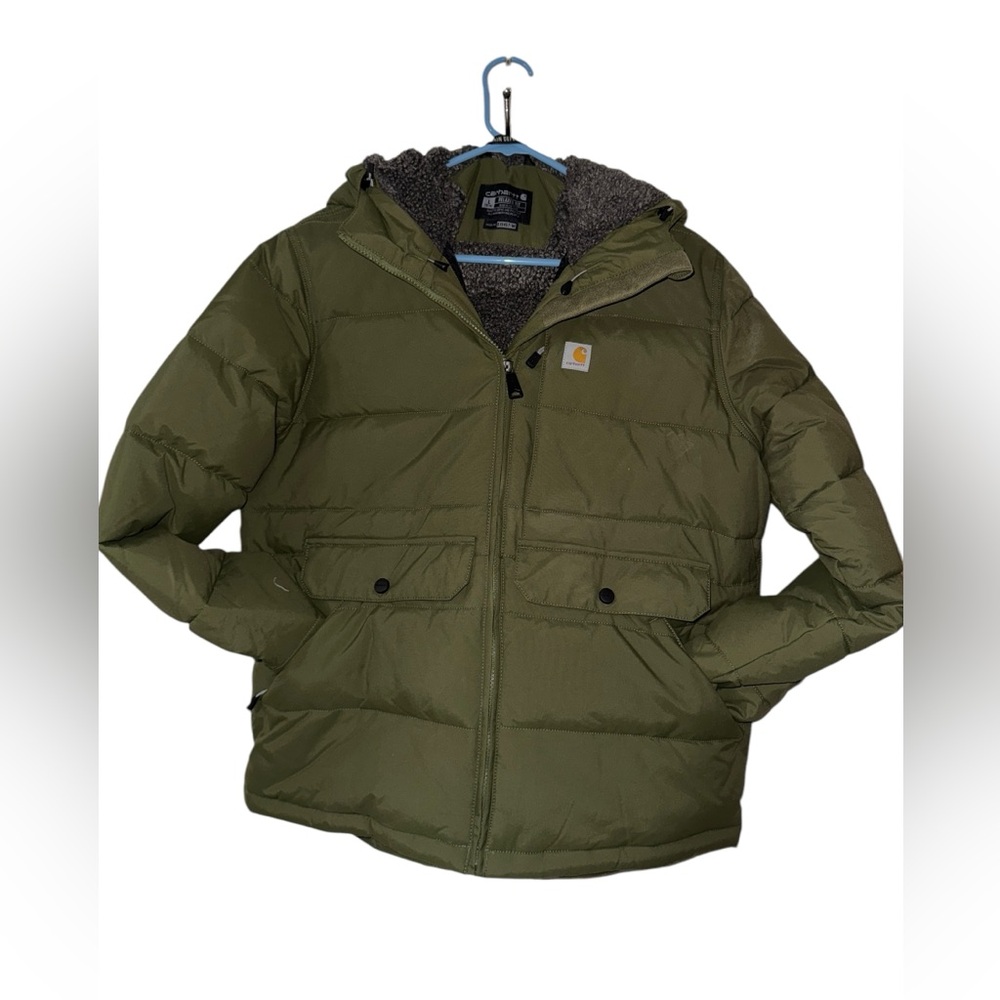 Carhartt Jacket never worn bought to ski and never used it
